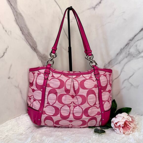 NWT Coach Alexandra Signature C Shoulder Bag Pink with Silver Hardware - Picture 1 of 13